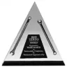 10 Benefits to Give Custom Crystal Trophies &amp; Awards to Your Top Performing Staff