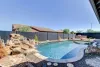Bring Aesthetic Appeal with the Artistry of Modern Pool Building	