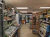 grocery-store-in-joshua-tree.png