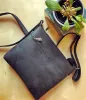 Choose a Stylish Handbag Made up of Superior Quality Leather