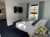 Accommodation - Kew Gardens