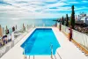 Hoteles con Piscina en Nerja