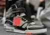 Sneakers Market