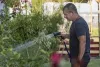 How to Reuse a Garden Hose Reel