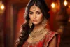 young-indian-woman-traditional-red-saree_1110231-395_1.jpg