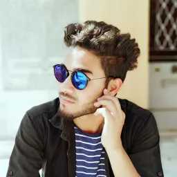 user-avatar