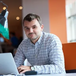 user-avatar
