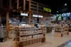 grocery-store-in-naples-florida.webp